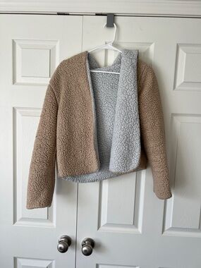 Reversible Sherpa Jacket - Taupe Exterior with Light Gray Interior